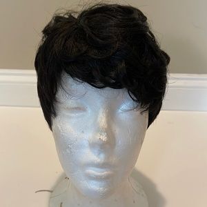 Never Worn Stylish Wig